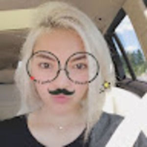 Meet your Posher, Huyen